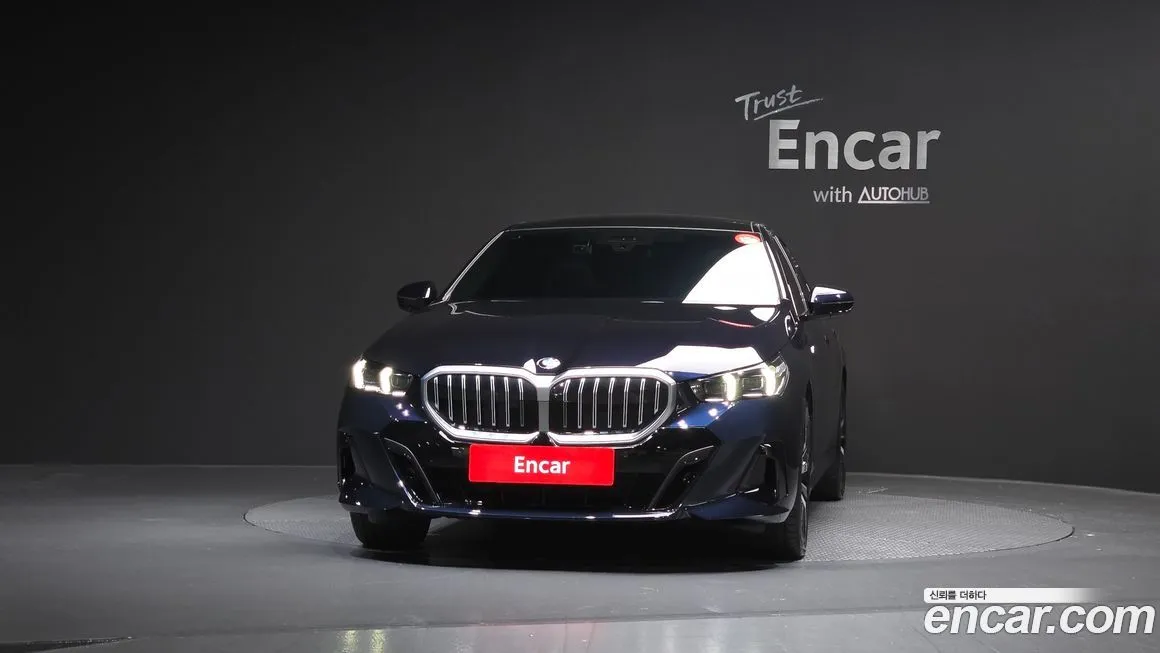 BMW 5-Series 2025 из KR, фото 8