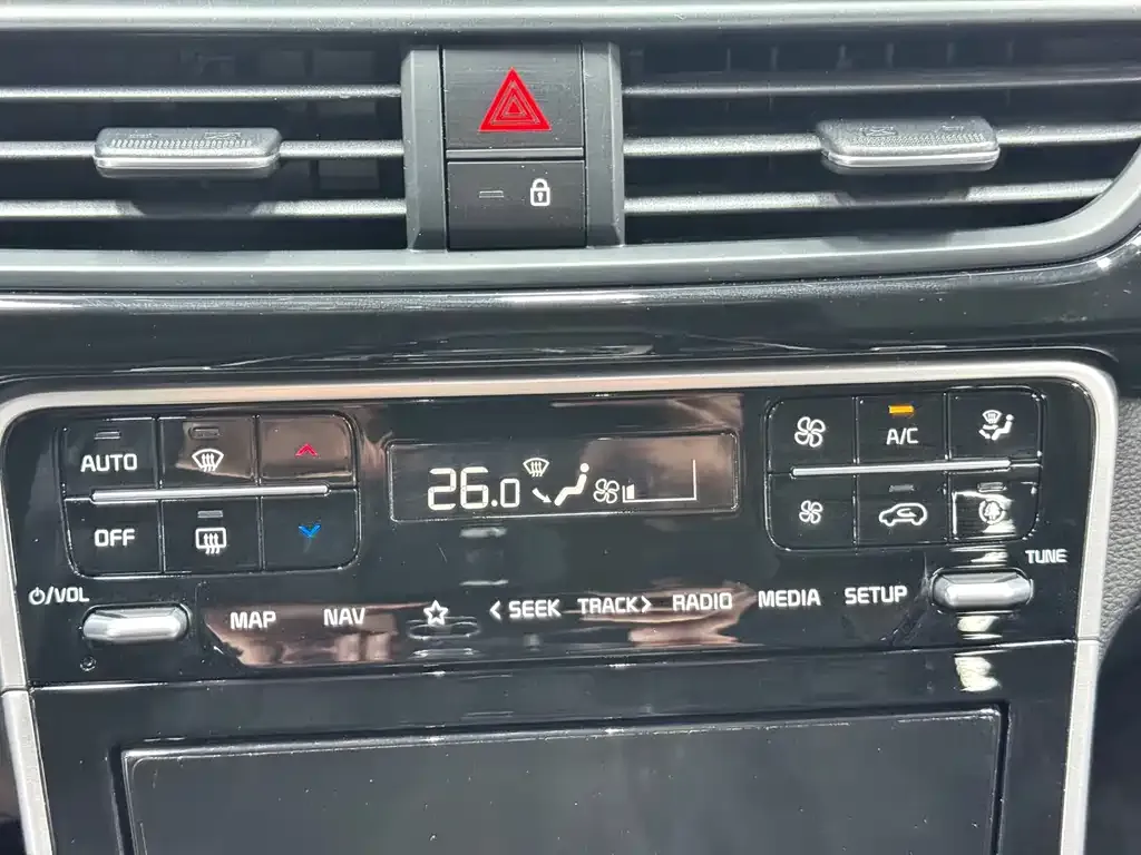 Kia Seltos 2023 из CN, фото 3