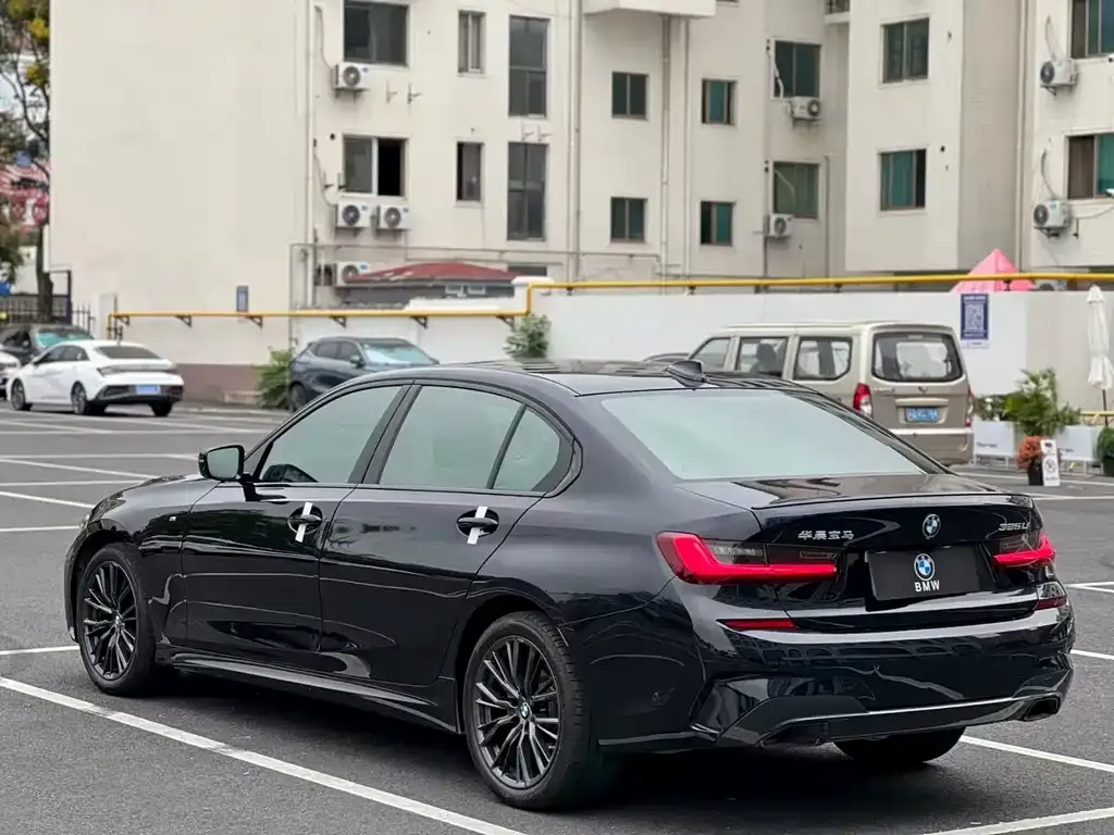 BMW 3 Series 2021 из CN, фото 8