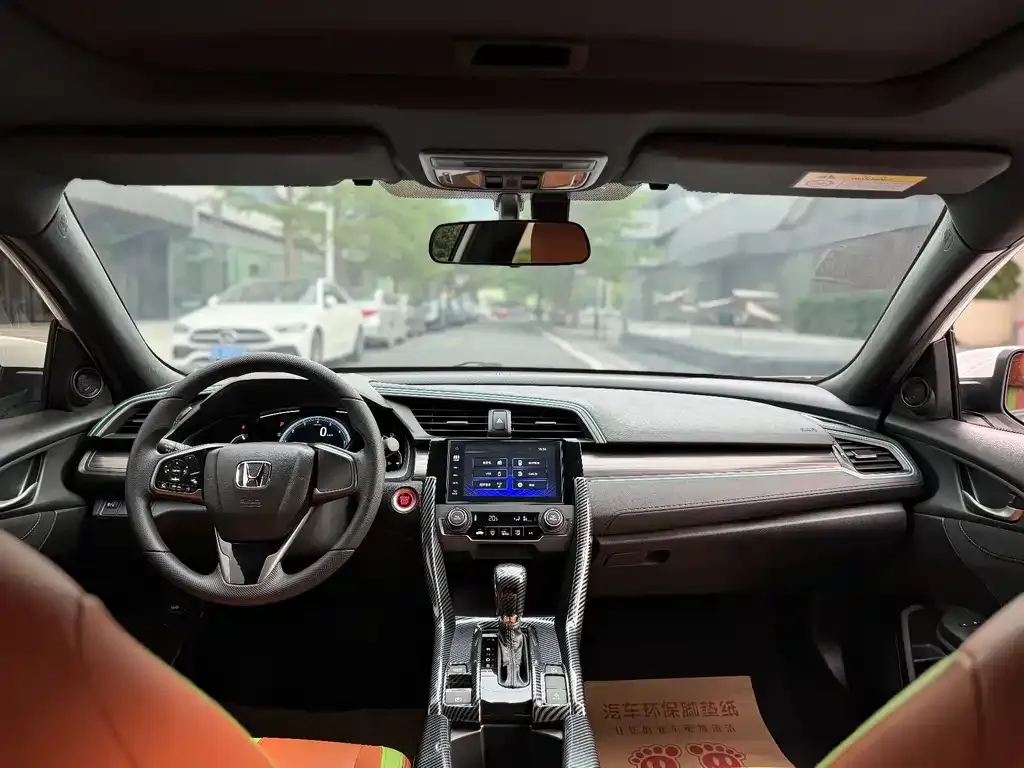 Honda Civic — фото 9