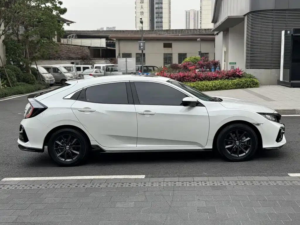 Honda Civic — фото 5