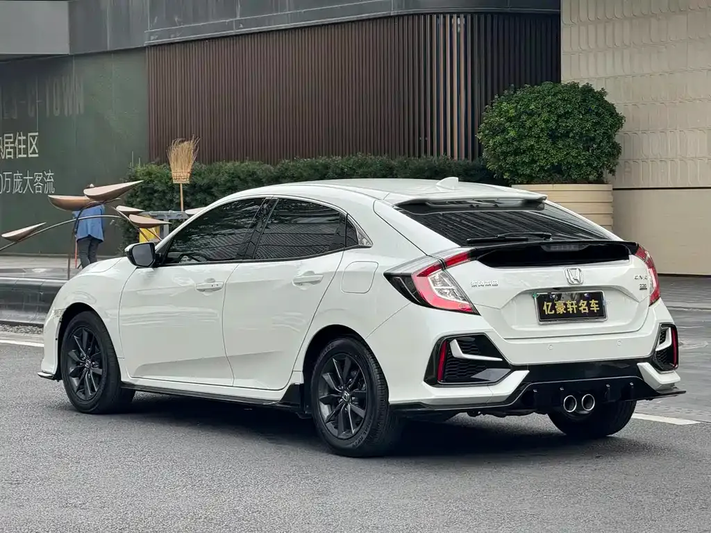 Honda Civic — фото 4
