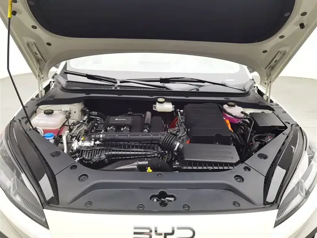 BYD Seal 06 — фото 10