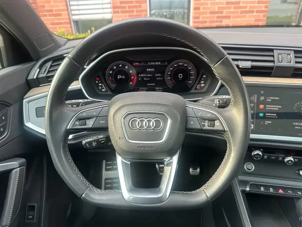 Audi Q3 2024 из CN, фото 6