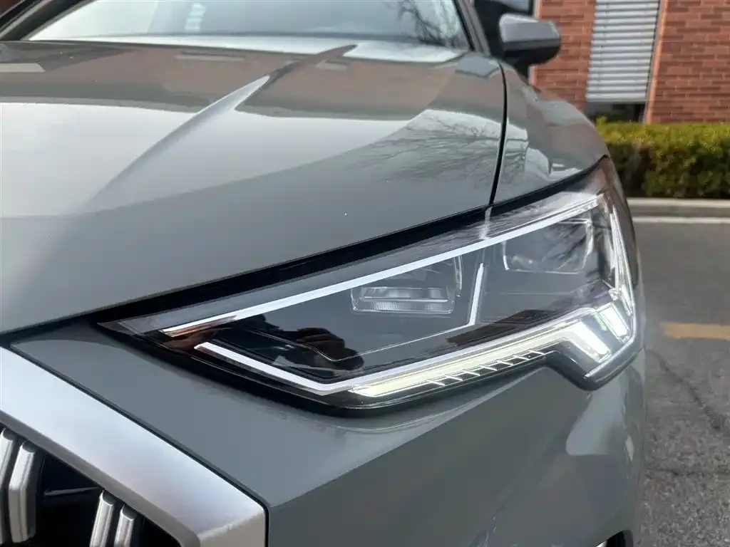 Audi Q3 2024 из CN, фото 2