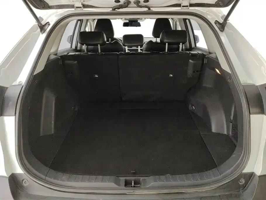 Toyota RAV4 — фото 5