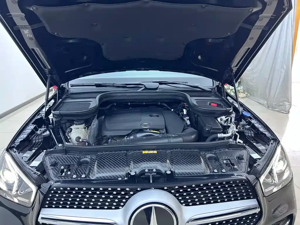 Mercedes-Benz GLE — фото 7