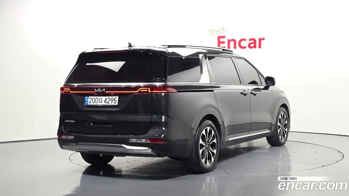 Kia Carnival 2023 из KR, фото 2