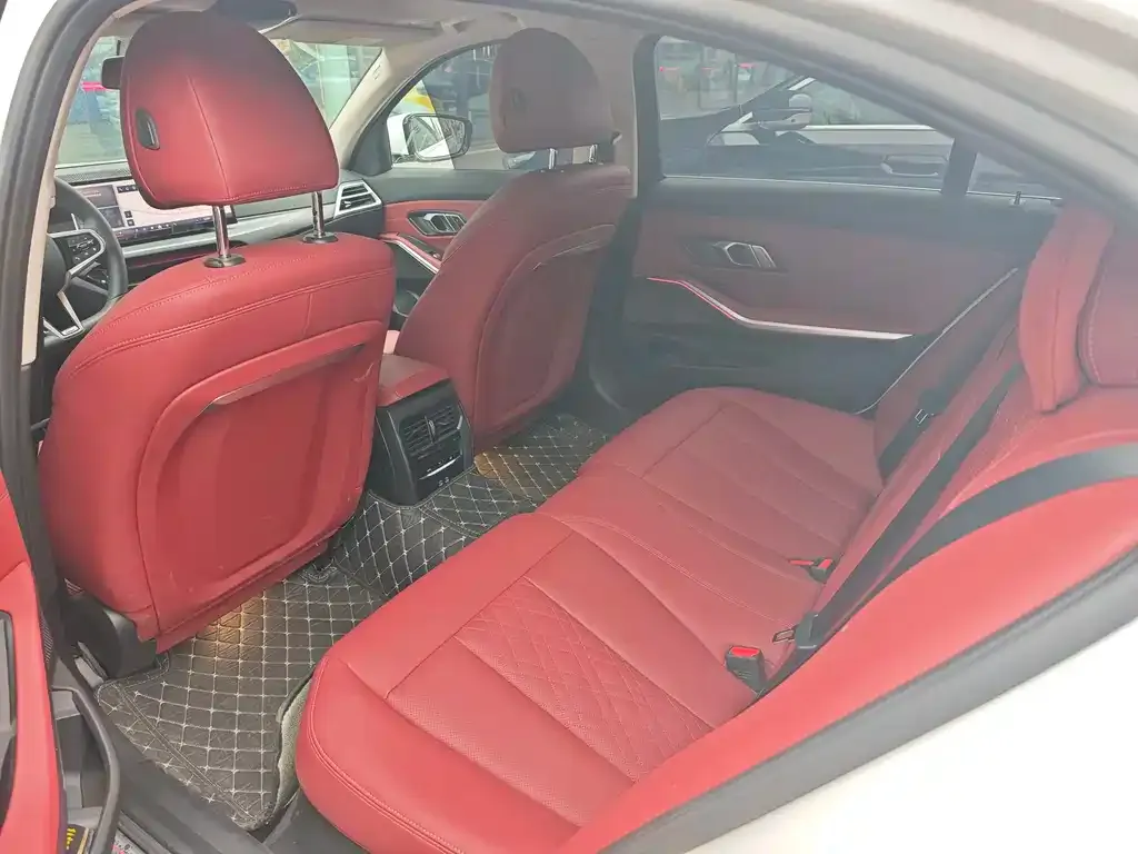 BMW i3 2025 из CN, фото 4