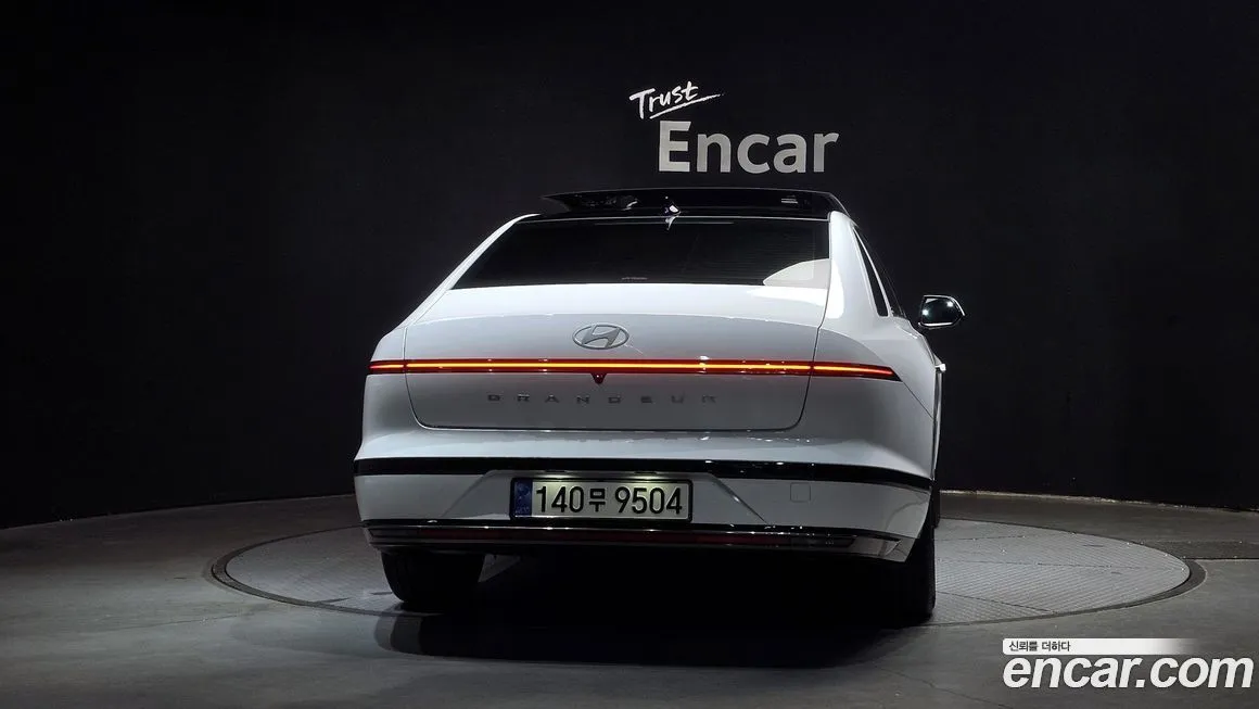 Hyundai Grandeur 2023 из KR, фото 3
