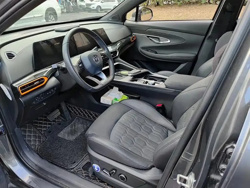 Changan UNI-T 2021 из CN, фото 3