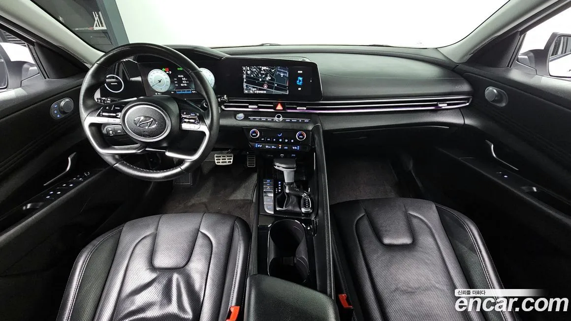 Hyundai AVANTE — фото 2