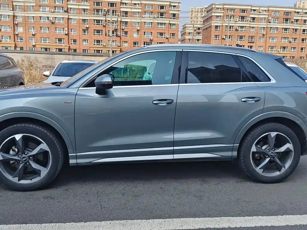 Audi Q3 — фото 5