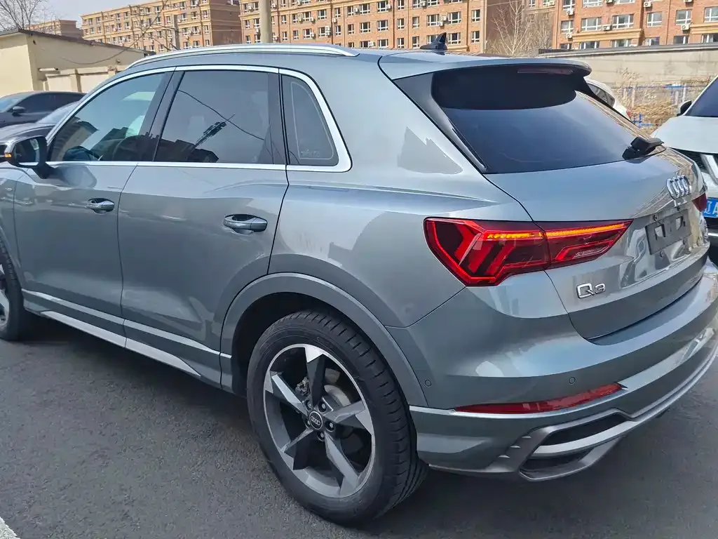 Audi Q3 — фото 2
