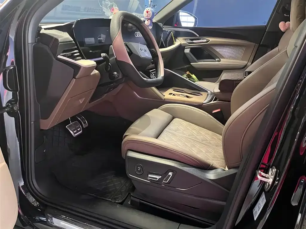 Audi Q5L 2026 из CN, фото 10