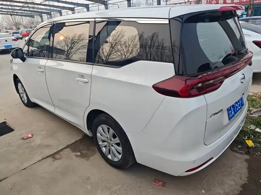 GAC Motor Trumpchi M6 — фото 10