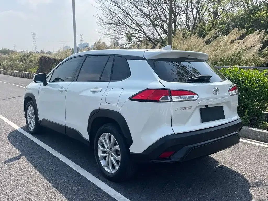 Toyota Frontlander 2022 из CN, фото 9