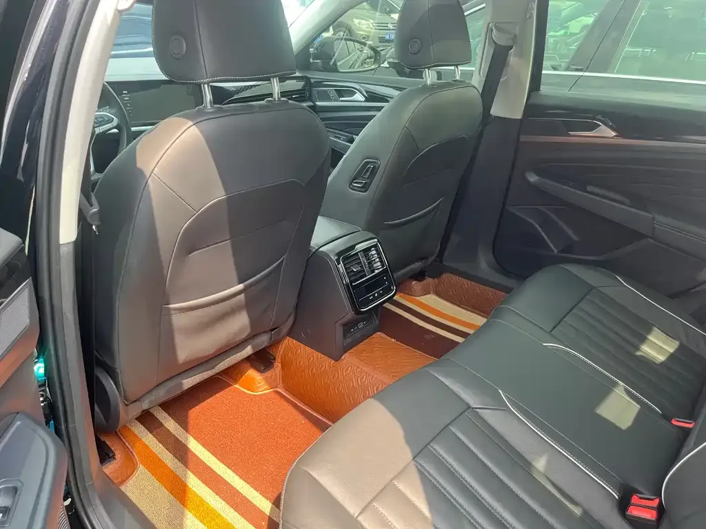 Volkswagen Passat — фото 3