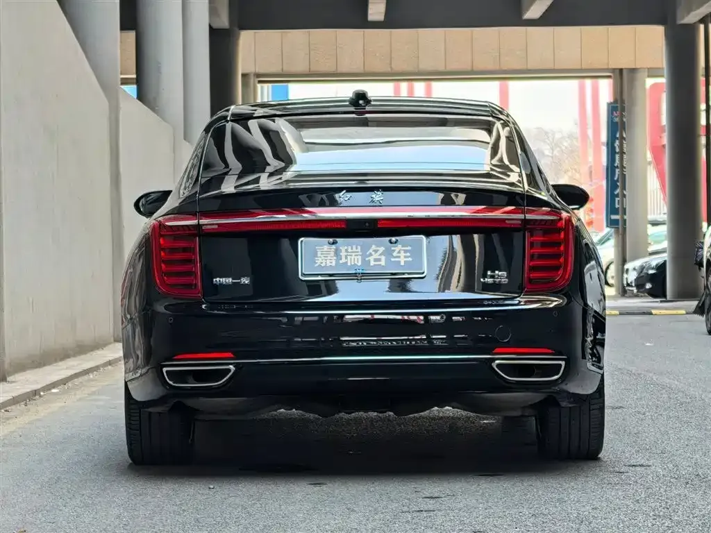 Hongqi H9 — фото 9