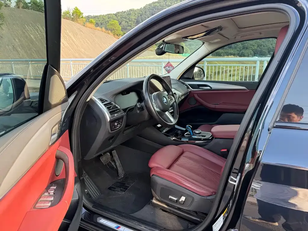BMW iX3 2023 из CN, фото 7