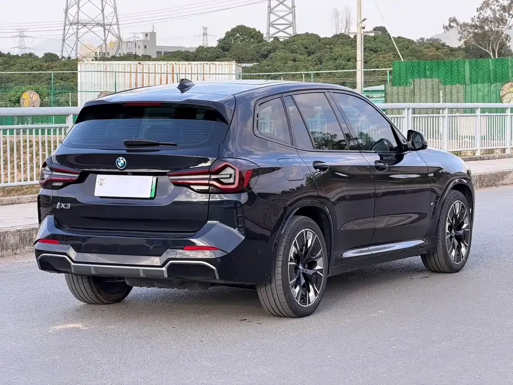 BMW iX3 2023 из CN, фото 8