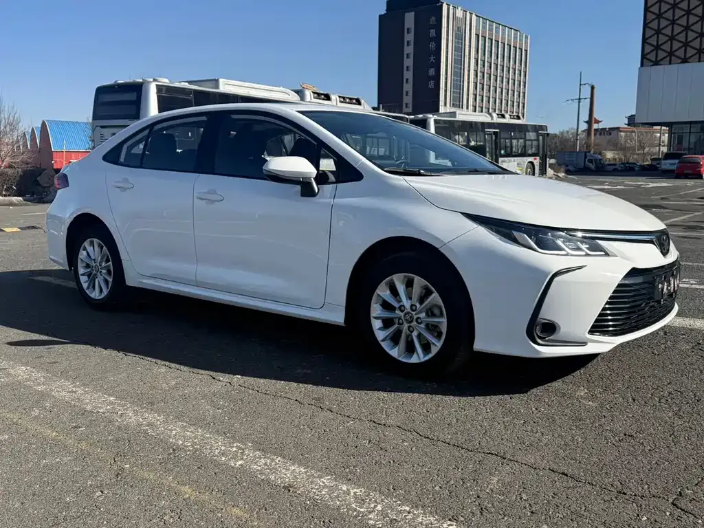 Toyota Corolla 2022 из CN, фото 9