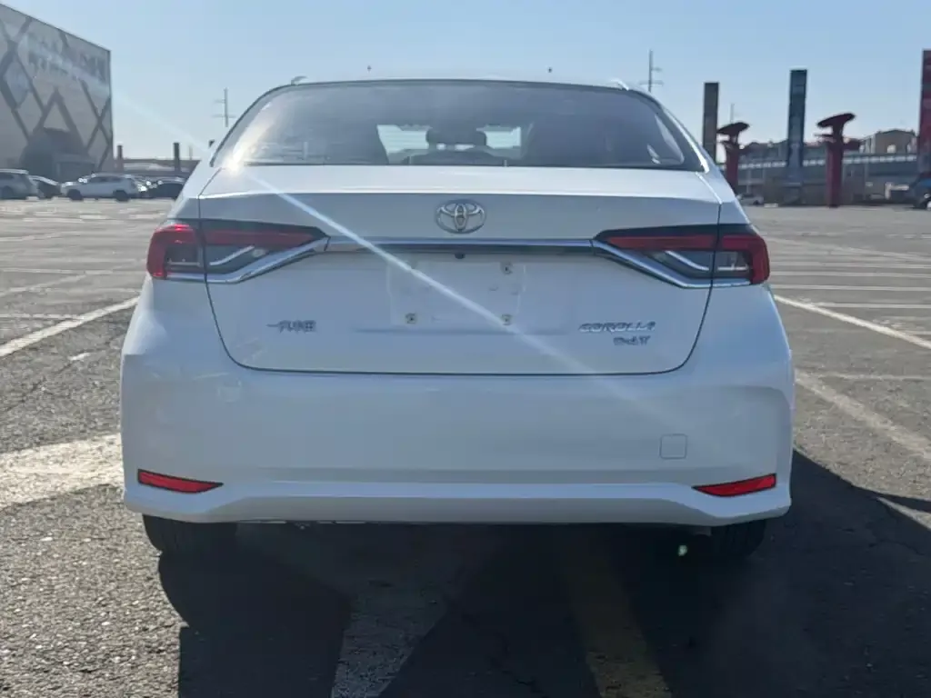 Toyota Corolla 2022 из CN, фото 6