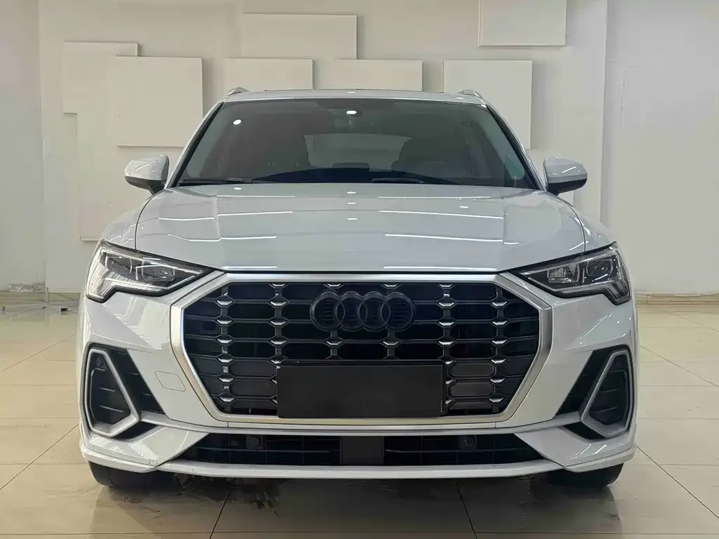Audi Q3 2021 из CN, фото 5