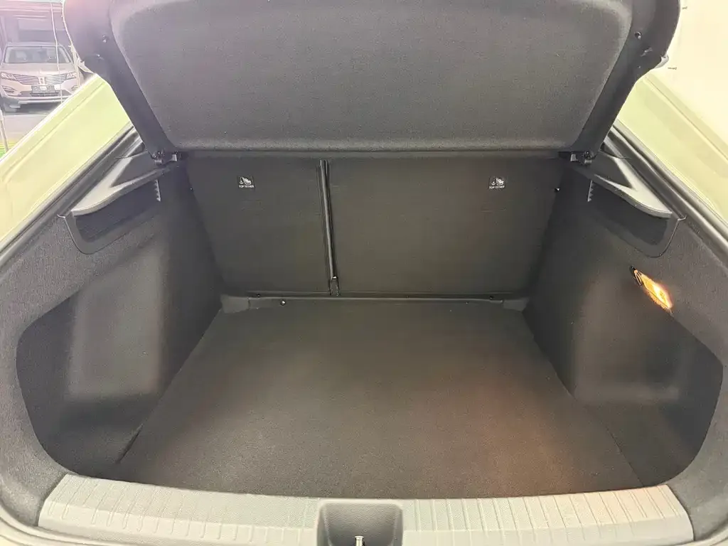 Volkswagen Lamando 2025 из CN, фото 3