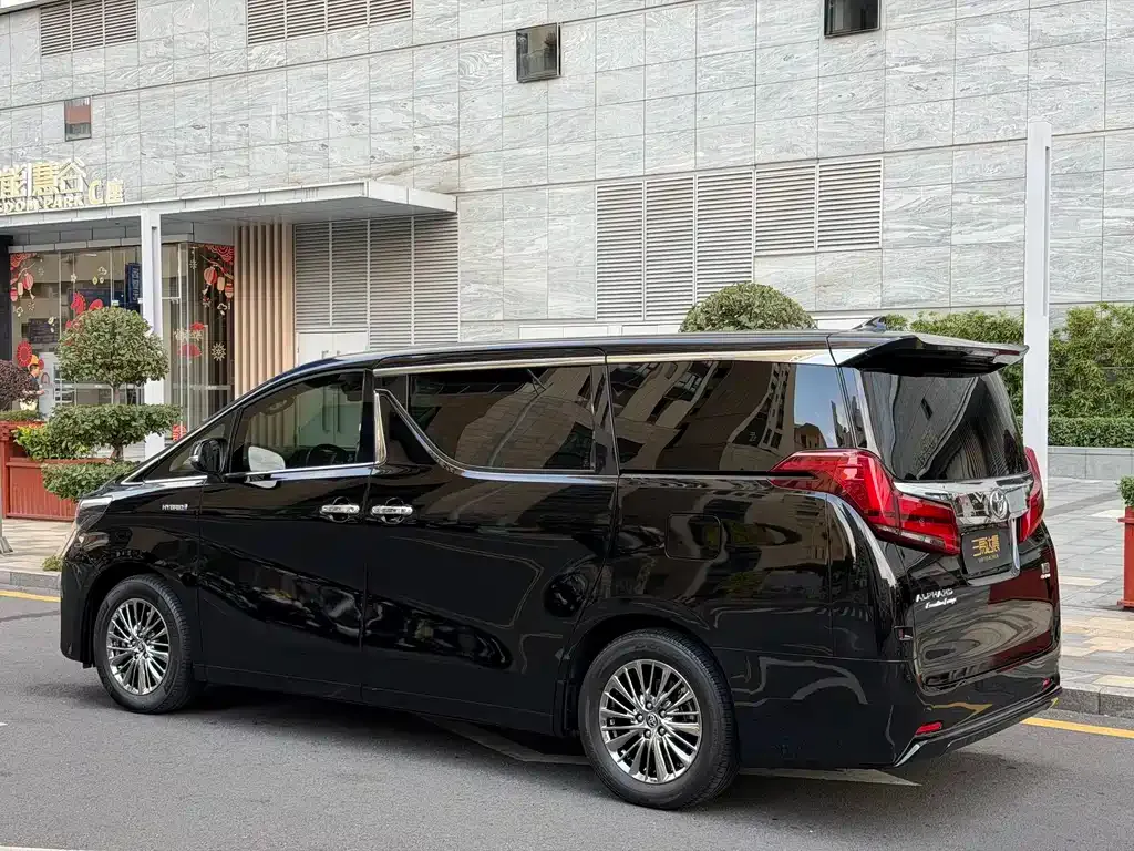 Toyota Alphard 2023 из CN, фото 6