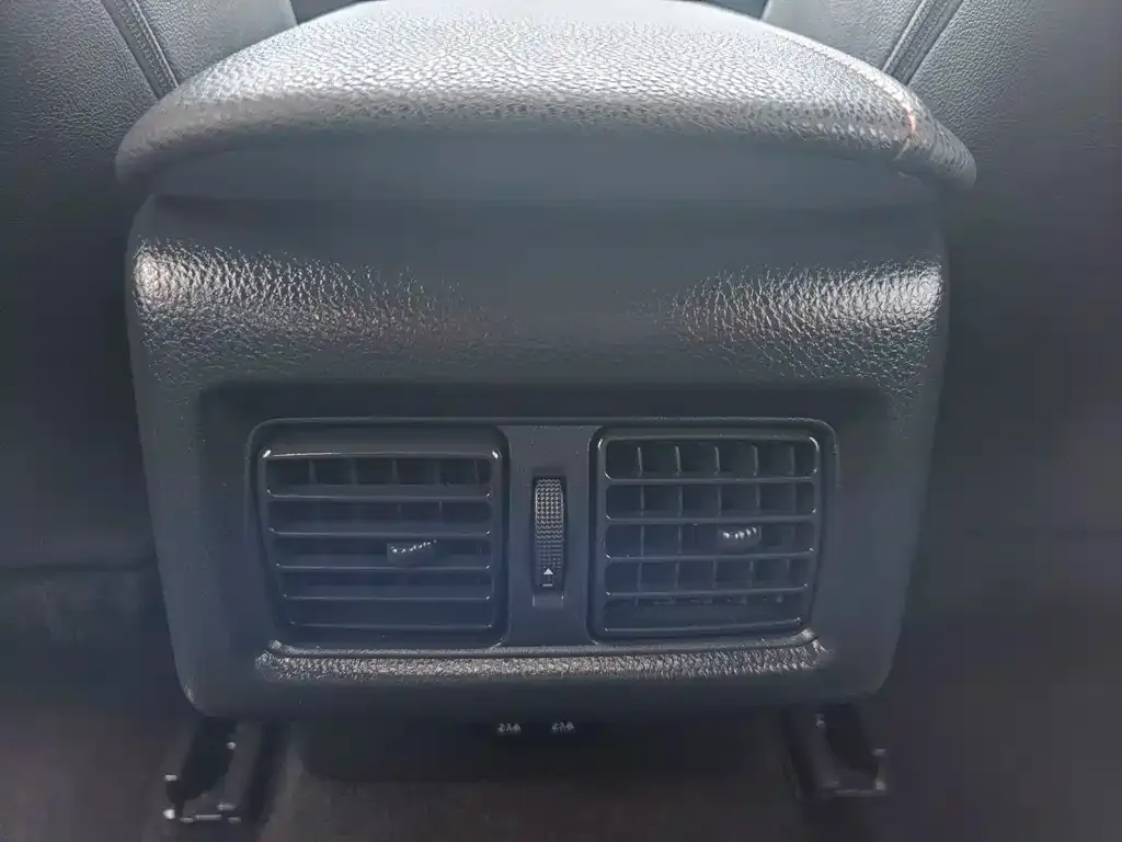 Toyota Camry 2021 из CN, фото 4