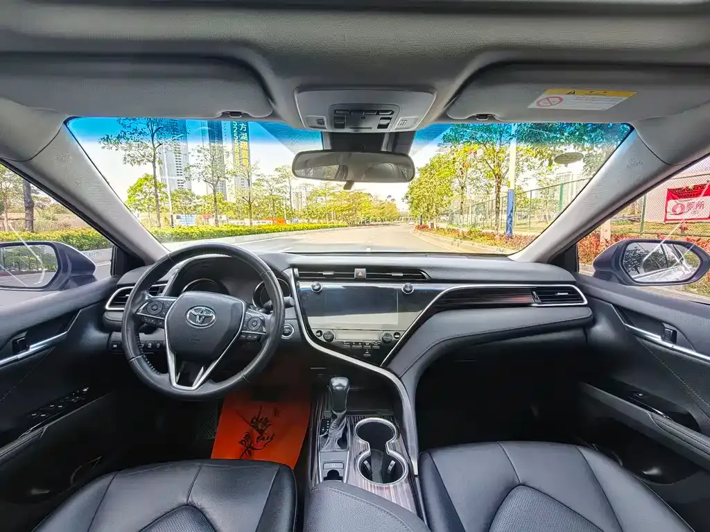 Toyota Camry 2021 из CN, фото 8