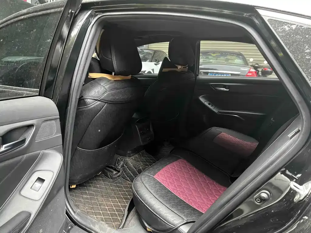 Toyota Avalon 2022 из CN, фото 5