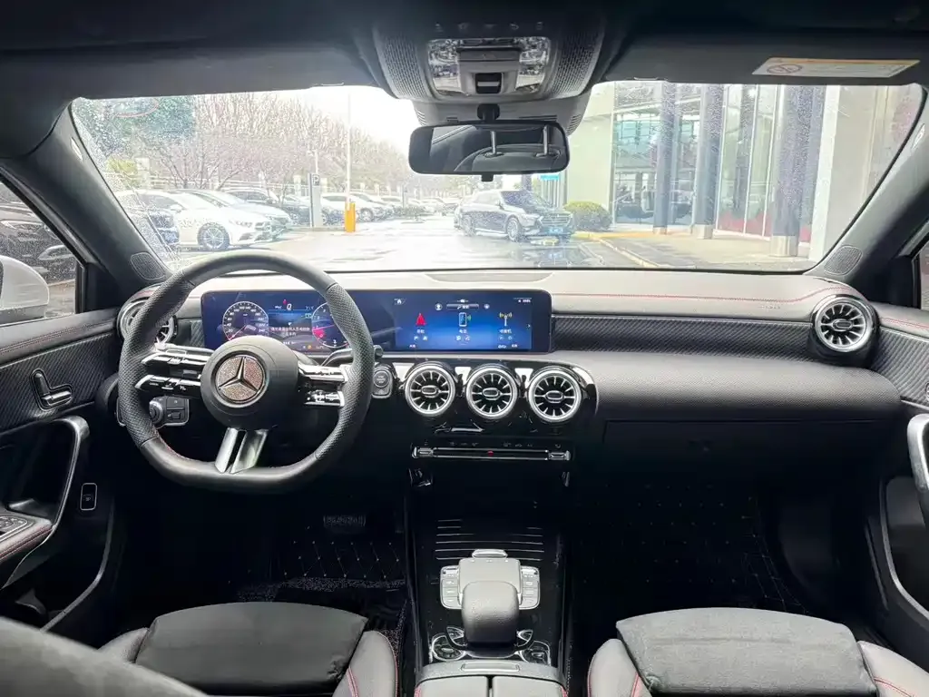 Mercedes-Benz A-Class 2024 из CN, фото 3