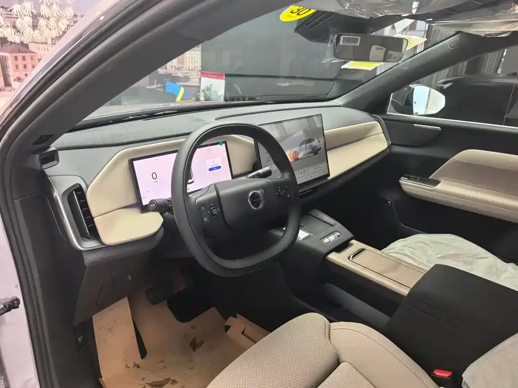 Volvo XC70 Plug-in Hybrid 2026 из CN, фото 6