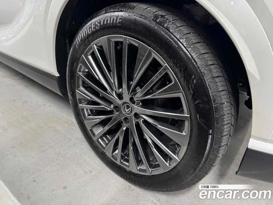 Lexus RX 2025 из KR, фото 2
