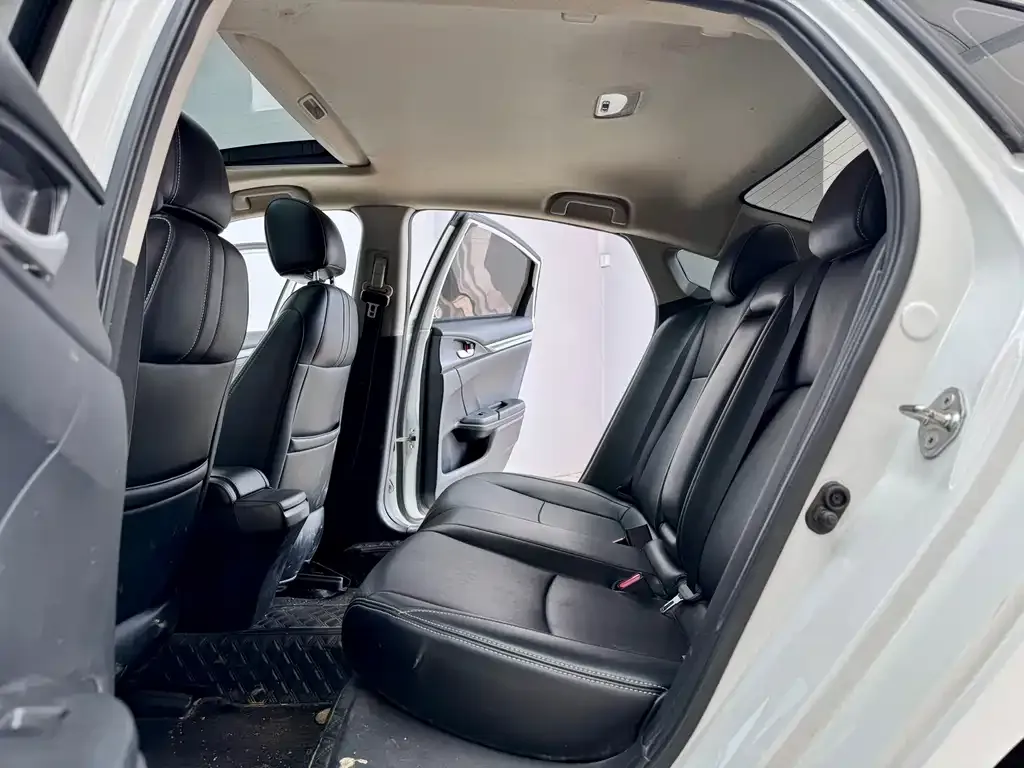 Honda Civic 2021 из CN, фото 5