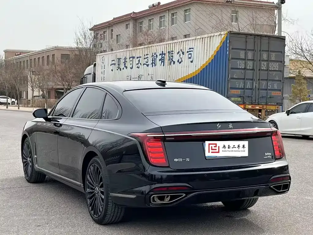 Hongqi H9 — фото 6
