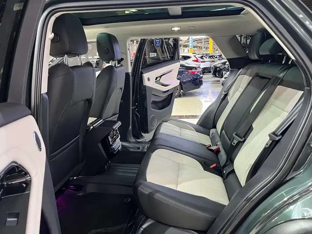 Land Rover Evoque 2022 из CN, фото 5