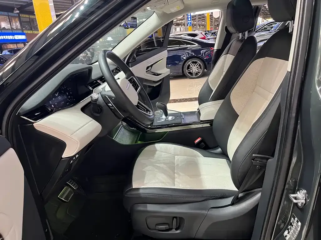 Land Rover Evoque 2022 из CN, фото 7