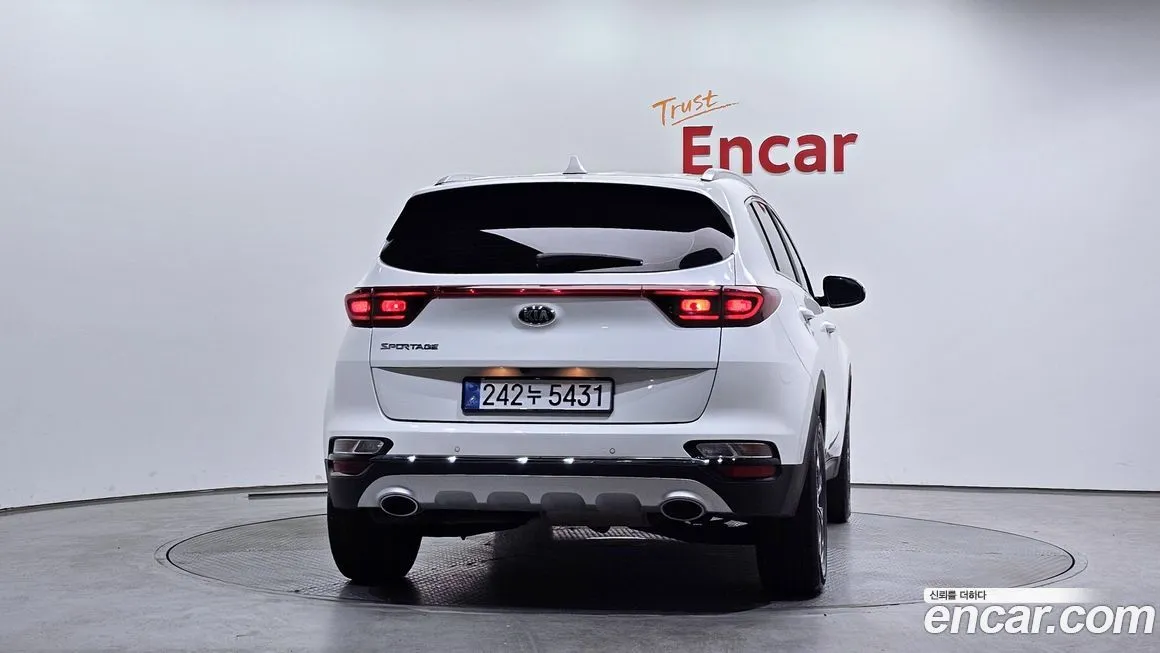 Kia Sportage — фото 4