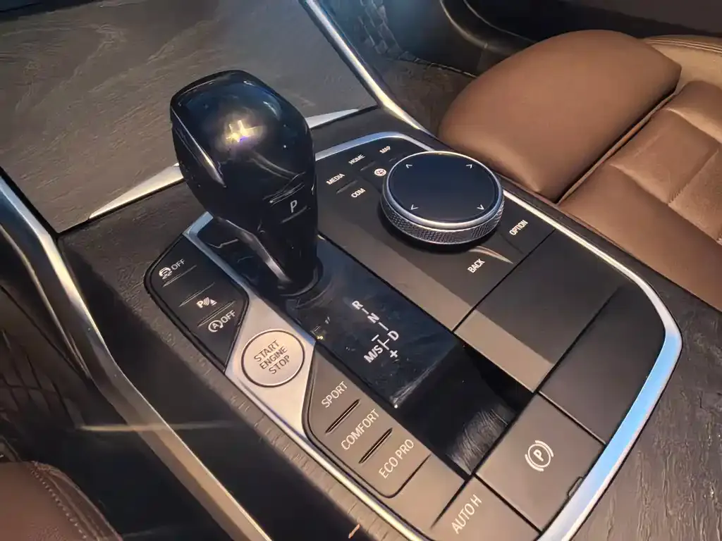 BMW 3 Series 2021 из CN, фото 7