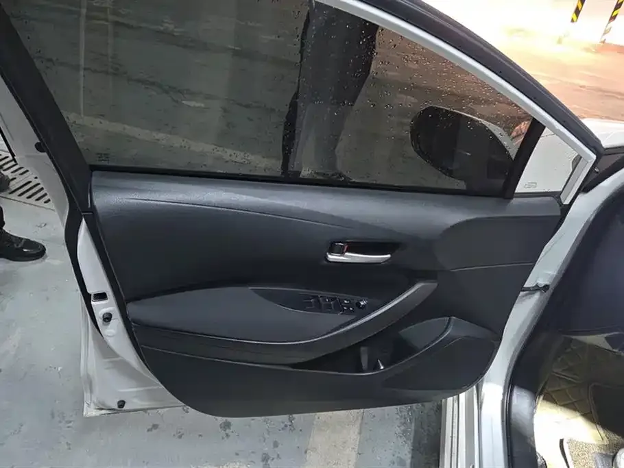 Toyota Corolla 2022 из CN, фото 2