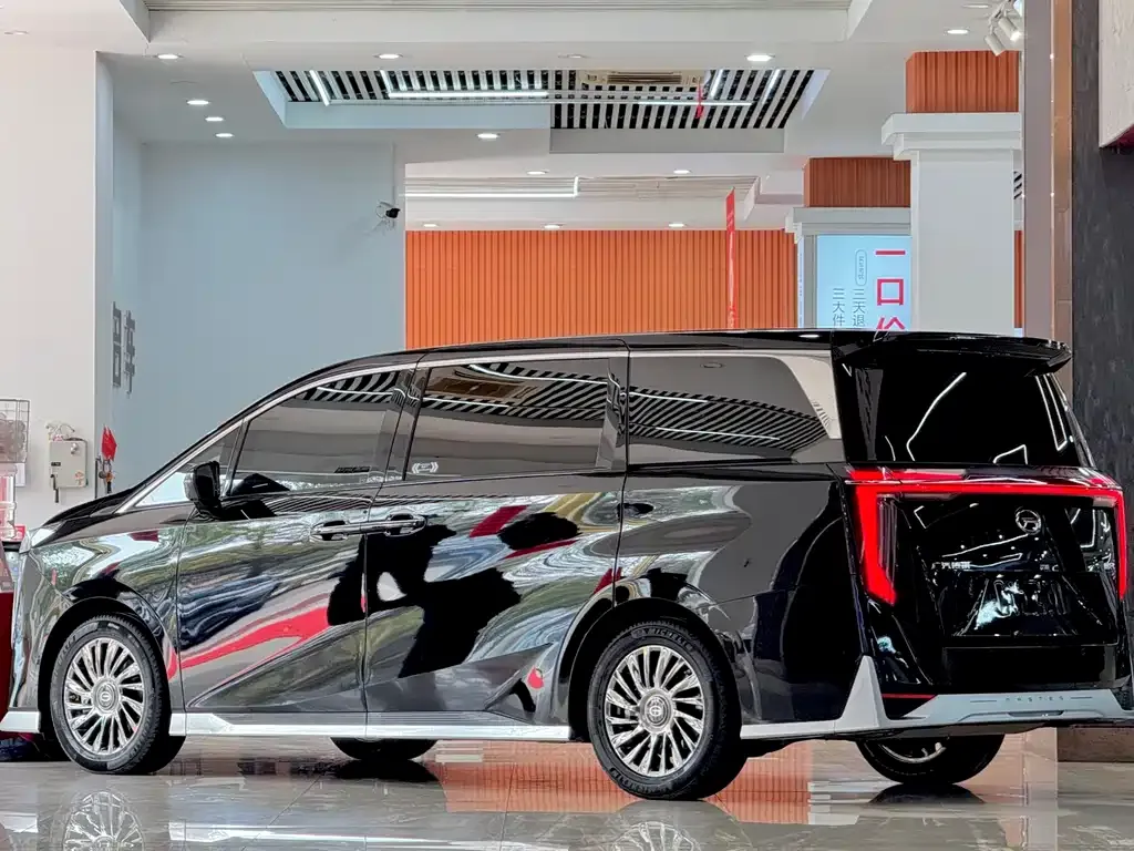 GAC Motor Trumpchi M8 2022 из CN, фото 2