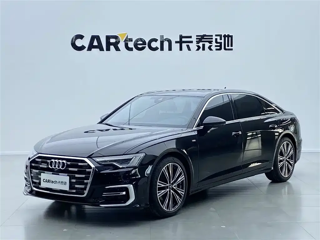 Audi A6L — фото 1
