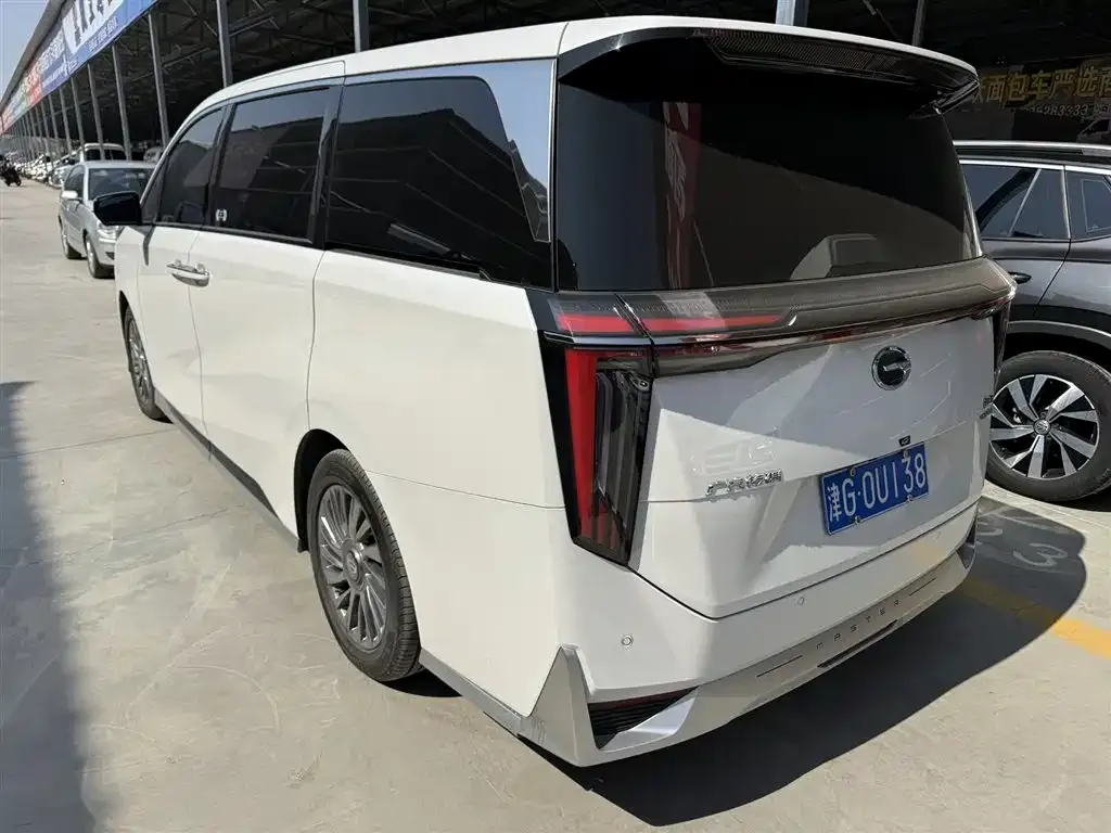 GAC Motor Trumpchi M8 — фото 4