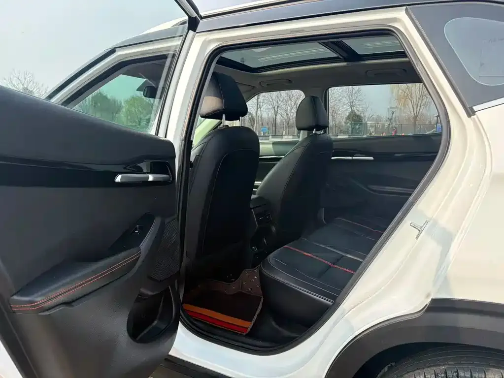 Kia KX3 2022 из CN, фото 6