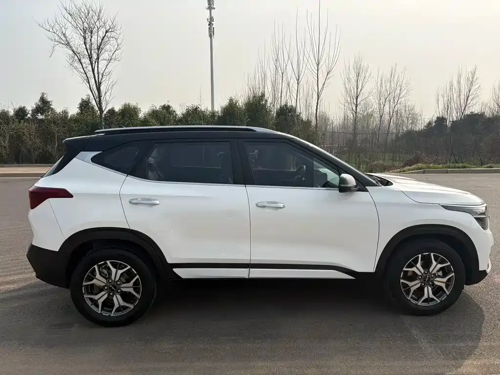 Kia KX3 2022 из CN, фото 3