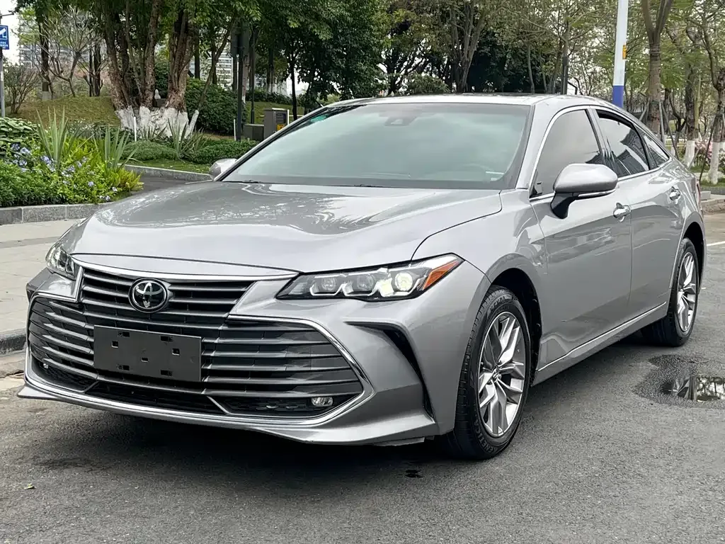Toyota Avalon 2021 из CN, фото 1