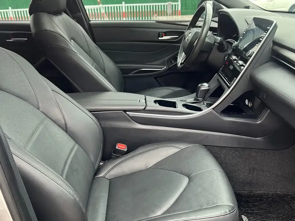 Toyota Avalon 2021 из CN, фото 8